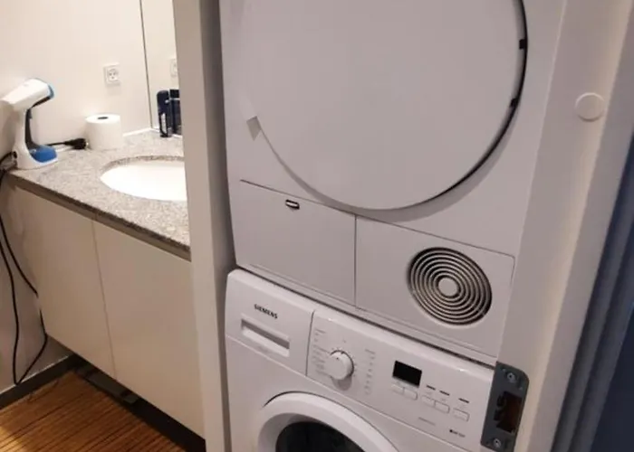 Δωμάτια σε οικογενειακή κατοικία Cosy In Townhouse *